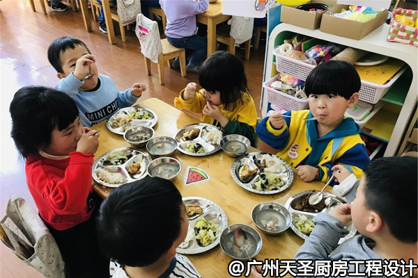 幼儿园厨房设备设计